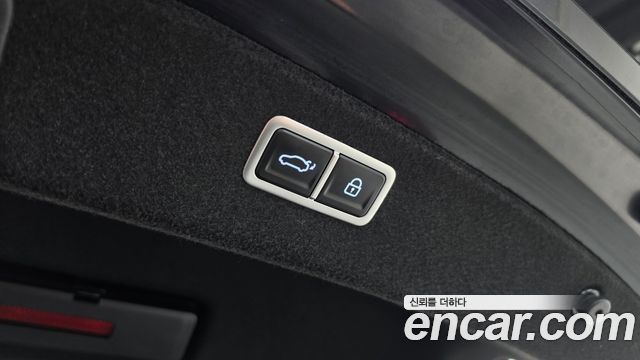 Genesis G80 2022 — photo 23