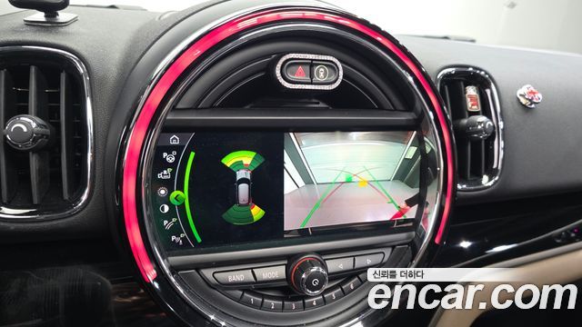 Mini Countryman 2019 — photo 22
