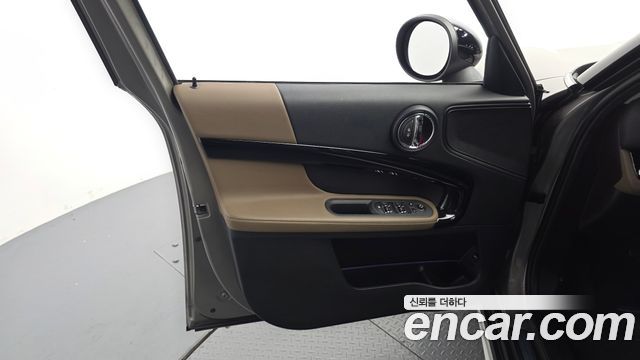 Mini Countryman 2019 — photo 14