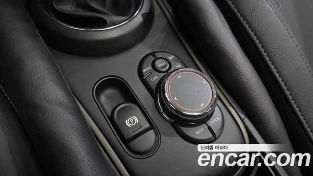 Mini Countryman 2019 — photo 28