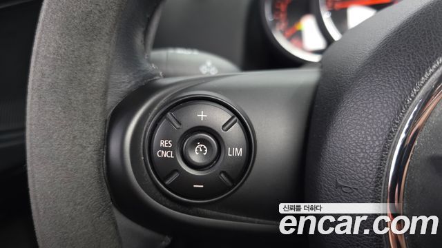Mini Countryman 2019 — photo 31