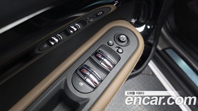 Mini Countryman 2019 — photo 33