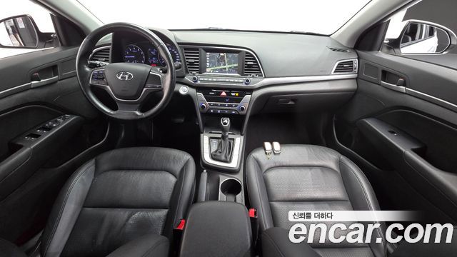 Hyundai AVANTE 2016 — photo 7