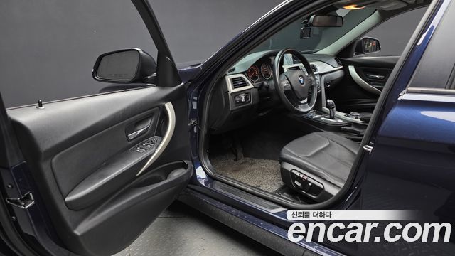 BMW 3-Series 2015 — photo 10