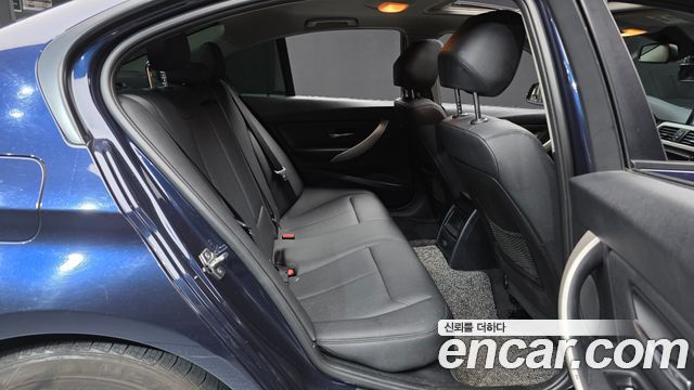 BMW 3-Series 2015 — photo 12