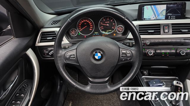 BMW 3-Series 2015 — photo 13
