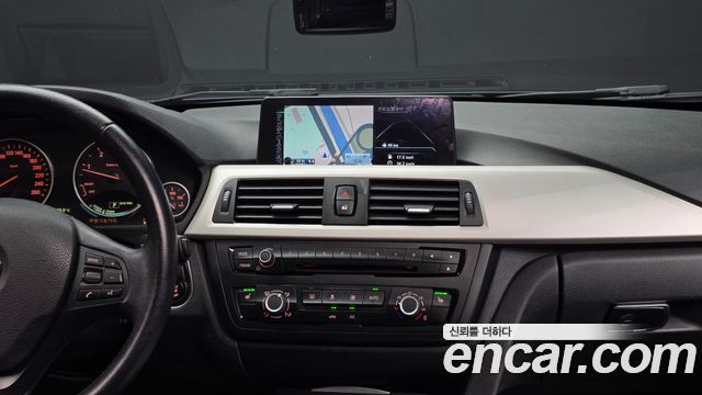 BMW 3-Series 2015 — photo 14