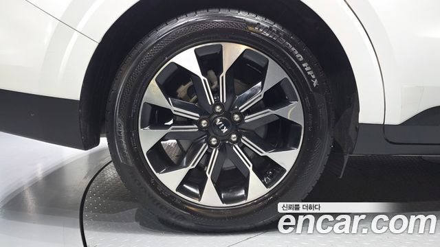 Kia Canival 2021 — photo 7