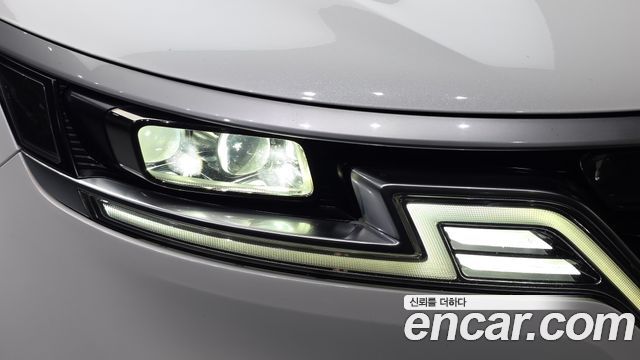 Kia Canival 2021 — photo 8