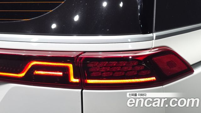 Kia Canival 2021 — photo 9