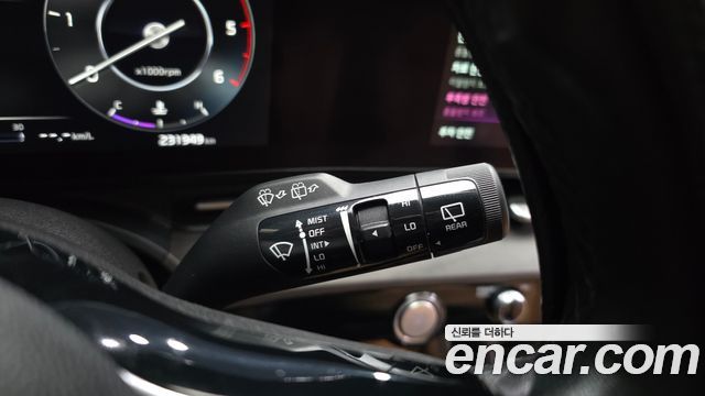 Kia Canival 2021 — photo 30