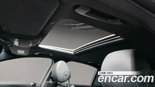 Mercedes-Benz E-Class 2022 — photo 25