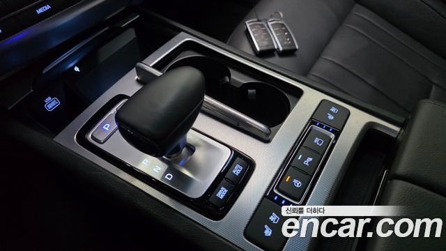 Genesis G80 2019 — photo 12