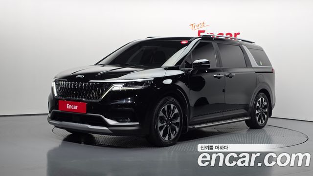 Kia Canival 2021 — photo 1