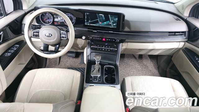 Kia Canival 2021 — photo 7