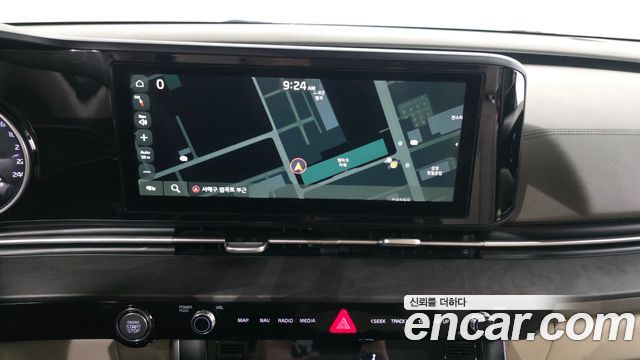 Kia Canival 2021 — photo 14