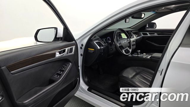 Genesis G80 2017 — photo 10