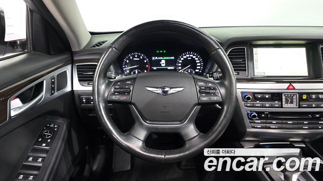 Genesis G80 2017 — photo 12
