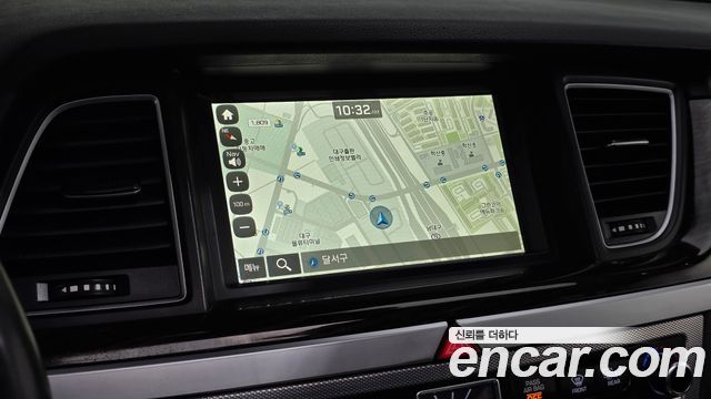Genesis G80 2017 — photo 13