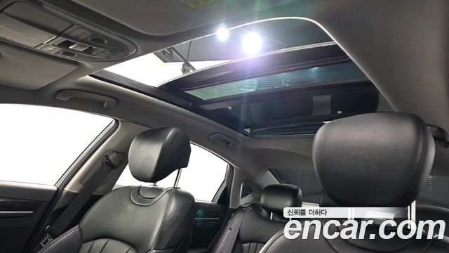 Genesis G80 2017 — photo 20