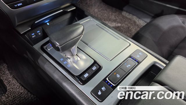 Genesis G80 2017 — photo 9