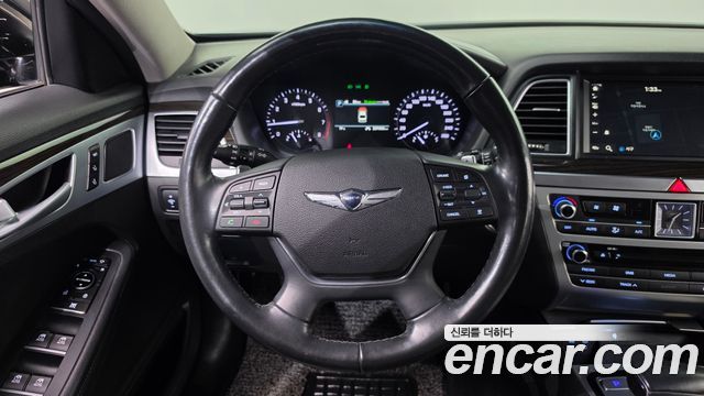 Genesis G80 2017 — photo 13