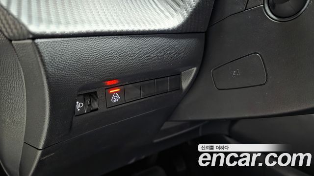Peugeot 208 2022 — photo 29