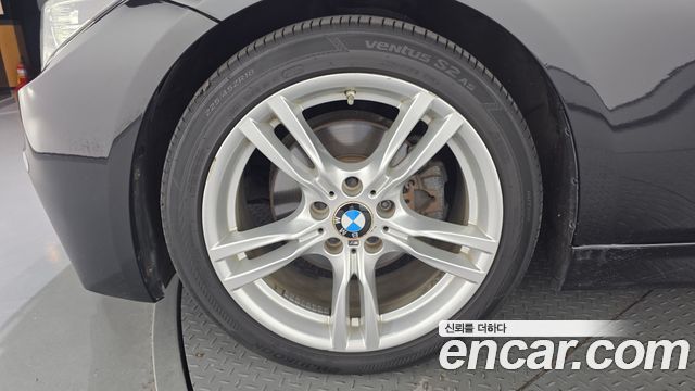 BMW 3-Series 2016 — photo 6