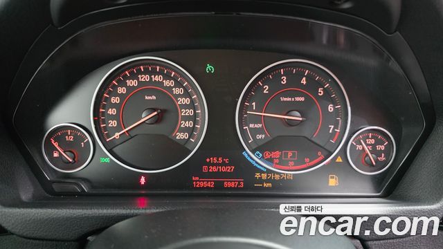 BMW 3-Series 2016 — photo 8