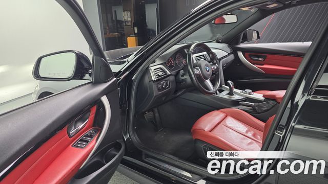 BMW 3-Series 2016 — photo 10