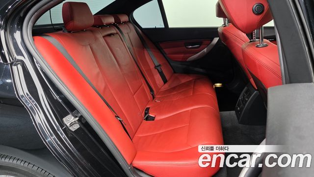 BMW 3-Series 2016 — photo 12