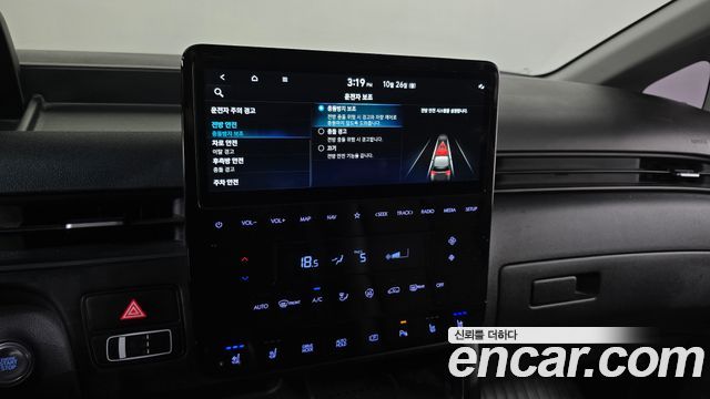 Hyundai Staria 2025 — photo 14
