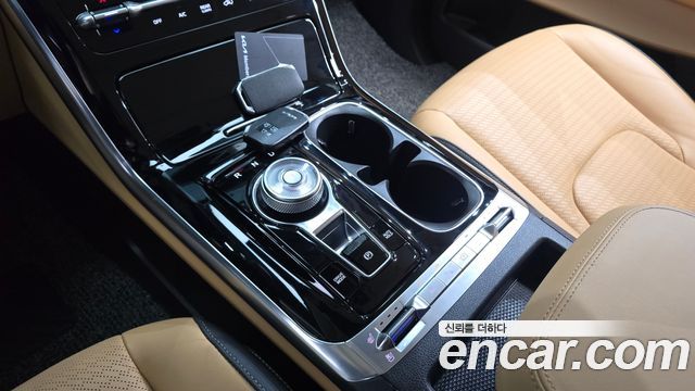 Kia Canival 2022 — photo 9