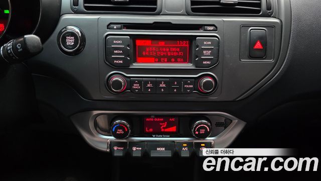 Kia pride 2014 — photo 22