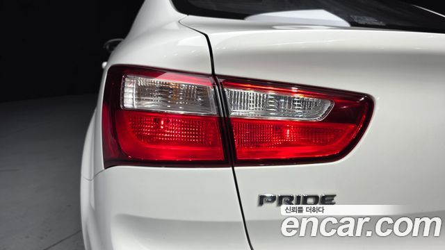 Kia pride 2014 — photo 9