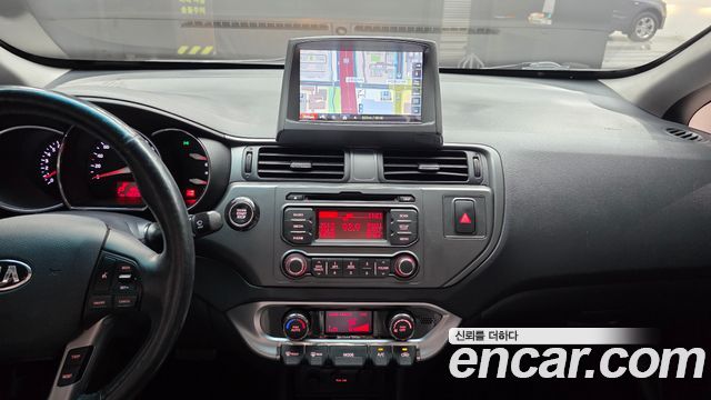 Kia pride 2014 — photo 29