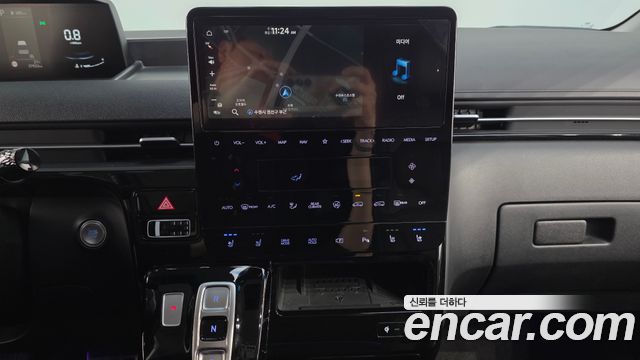 Hyundai Staria 2024 — photo 12