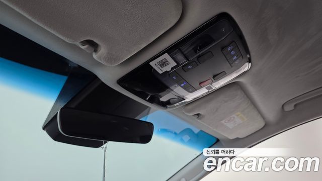 Hyundai Staria 2024 — photo 19