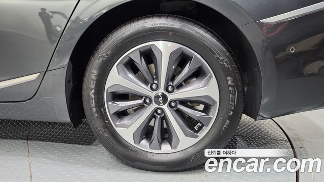 Kia K8 2024 — photo 5