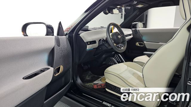 Mini Cooper 2024 — photo 10