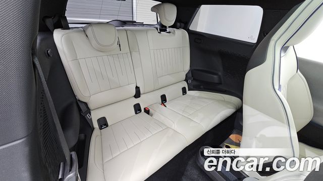 Mini Cooper 2024 — photo 12