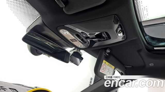 Mini Cooper 2024 — photo 18