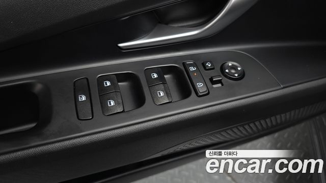 Hyundai AVANTE 2024 — photo 31