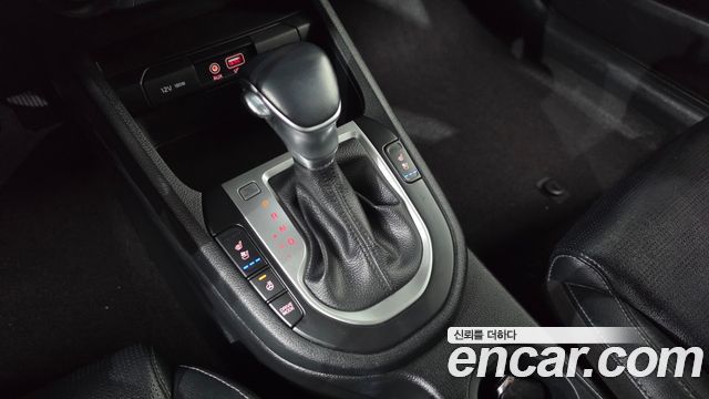 Kia K3 2019 — photo 9