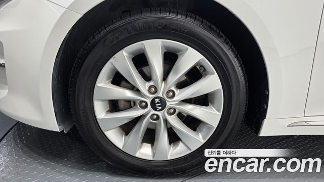 Kia K5 2016 — photo 5