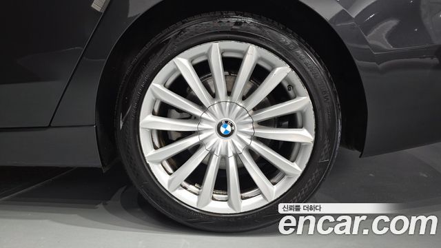 BMW Gran Turismo 2020 — photo 7