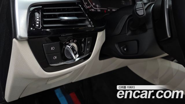 BMW Gran Turismo 2020 — photo 30