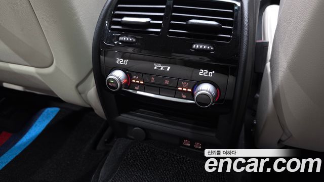 BMW Gran Turismo 2020 — photo 31