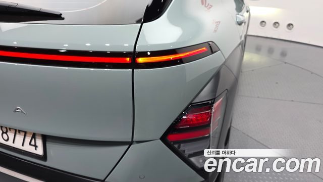 Hyundai Kona 2025 — photo 9