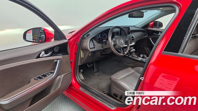 Kia Stinger 2018 — photo 13